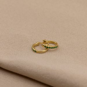 boucles d'oreilles créoles en argent 925 plaqué or avec zircon incrusté vert nallia bijoux à arles