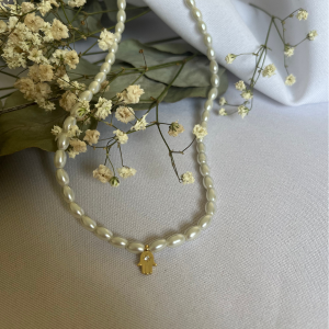 collier en acier inoxydable avec perles blanches nallia bijoux pérols tanger