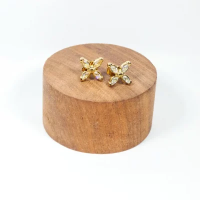 boucle d oreille en forme d etoile de mer par Nallia Bijoux